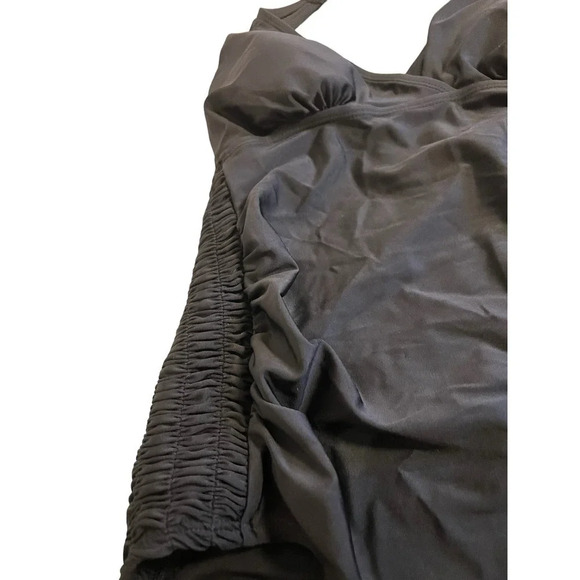 Motherhood Maternity Women's Beach Bump Maternity One Piece Swimsuit - Picture 6 of 6